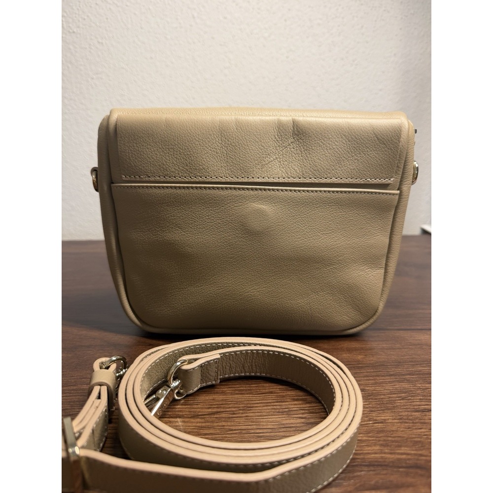 Mina Baie Beige Pebbled Crossbody Belt  Fanny Bag Zip Closure Gold Hardware NWOT - Picture 4 of 10